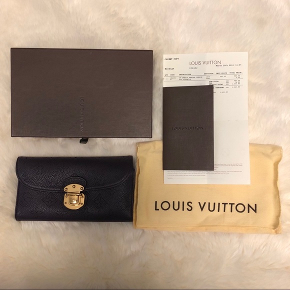 Louis Vuitton Other - 💯 Authentic Louis Vuitton Full Size Wallet